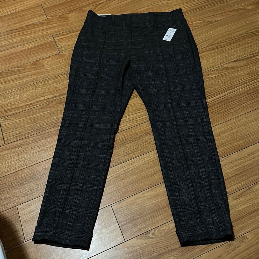 NWT Lord & Taylor Petite Kelly Pull-On Pants